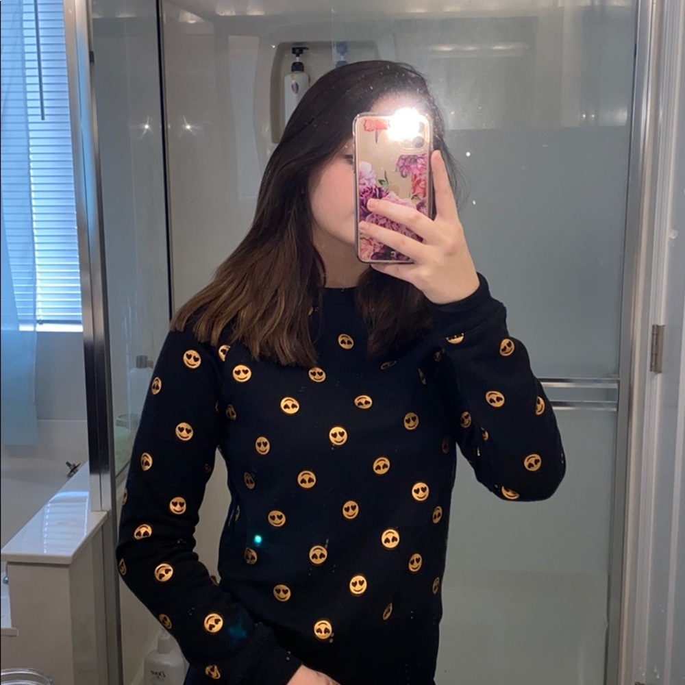Black/Gold heart eye emoji long sleeve t-shirt